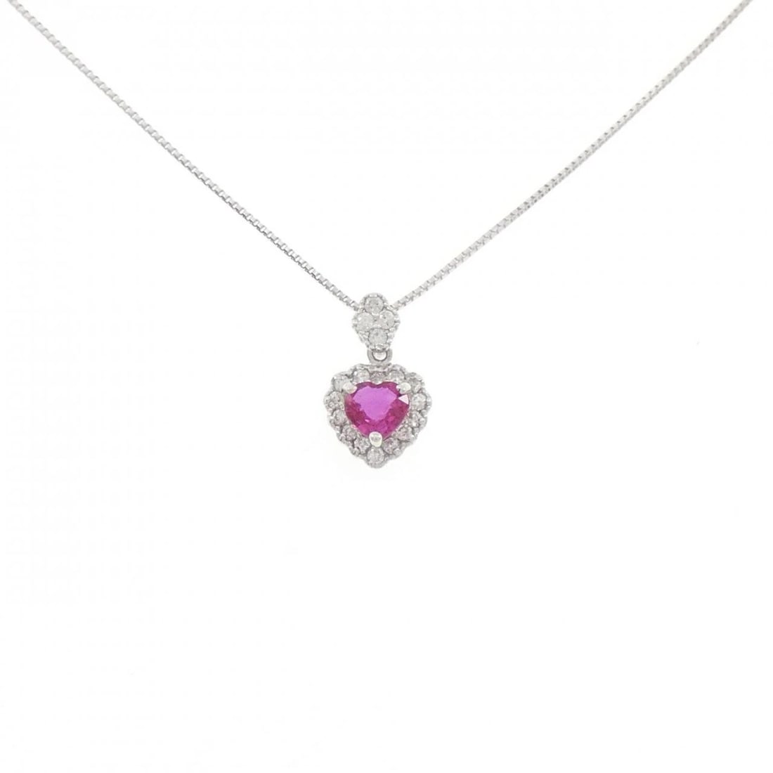 K18WG HEART RUBY NECKLACE: K18WG Heart Ruby Necklace Brand: Unbranded Type/Style: Ruby Necklace Material: K18 white gold, Main Stone Ruby, Natural Color: WG Size: Length: 40cm Accessories: None Accessories Notice: W