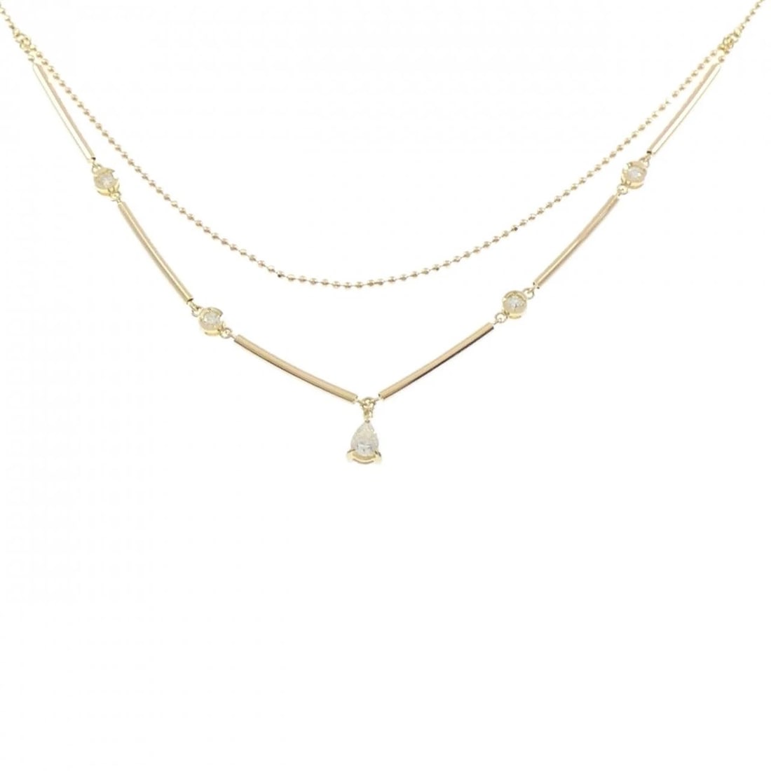 18K YELLOW GOLD DIAMOND NECKLACE: 18K Yellow Gold Diamond Necklace Brand: Unbranded Type/Style: Diamond Necklace Material: K18 yellow gold, Main Stone Natural Color: YG Size: Length: 40cm Accessories: None Accessories Noti