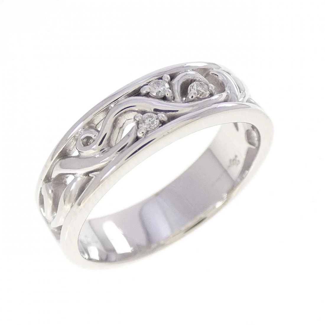 K18WG DIAMOND RING: K18WG Diamond Ring Brand: Unbranded Type/Style: Diamond Ring Material: K18 white gold, Main Stone Natural Color: WG Size: US 7 Accessories: None Accessories Notice: When purchasing pre-owned goods,