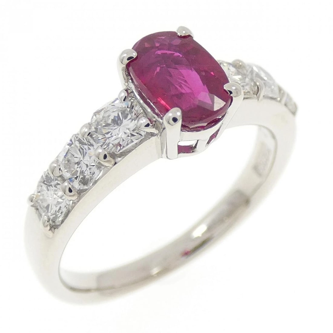 PT900 RUBY RING (1 of 3)