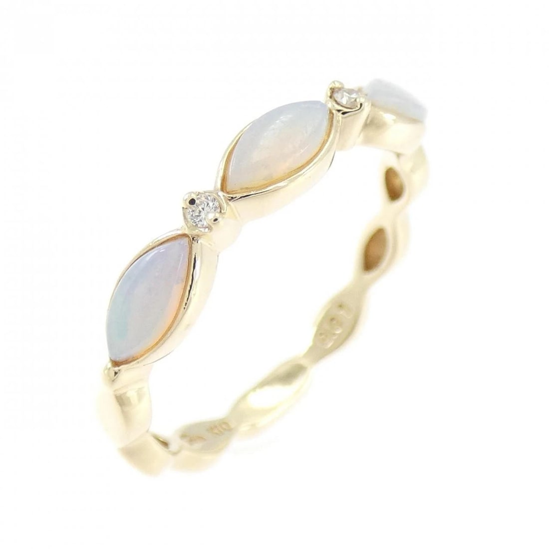 STAR JEWELRY OPAL RING (1 of 4)