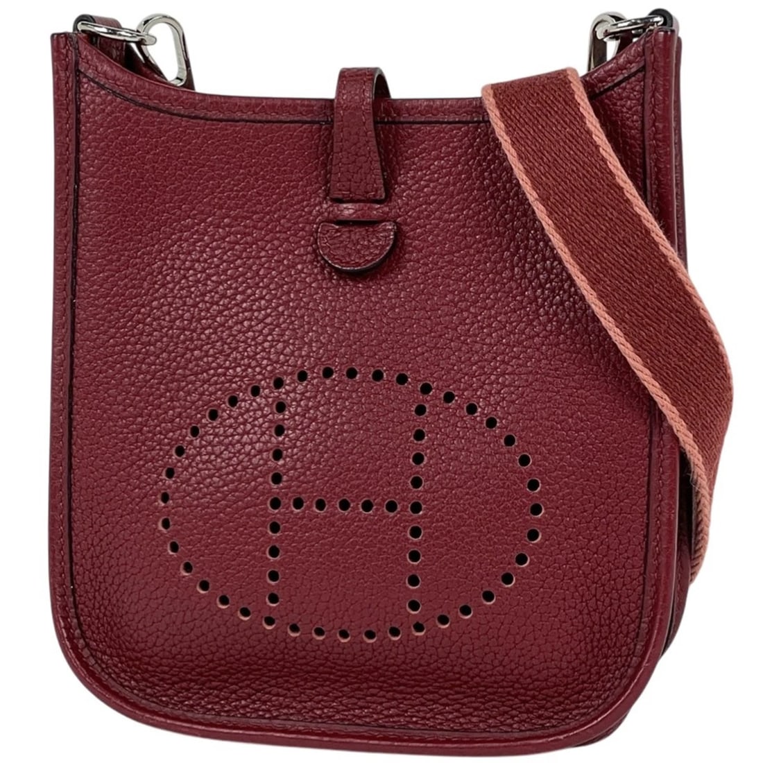 HERMES EVELYN TPM SHOULDER BAG: Hermes Evelyn TPM Shoulder Bag Brand: HERMES Type/Style: Shoulder Bag Material: Taurillon Clemence Color: Rouge ash Size: Width 17cm(6.7inch) Height 18cm(Median:7.1inch) Depth 5.5cm(2.2inch) Acces
