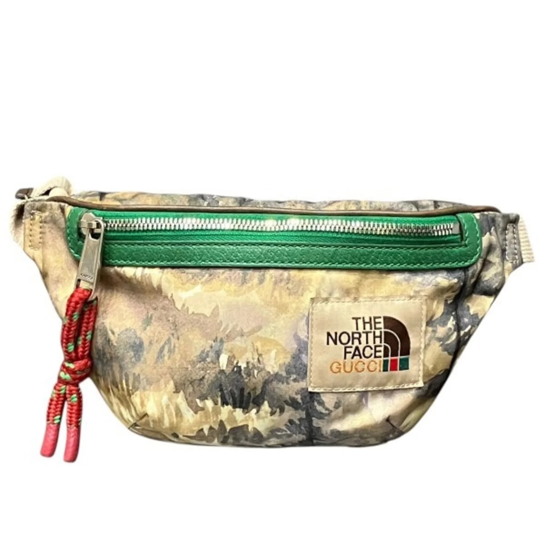GUCCI X THE NORTH FACE WAIST POUCH HANDBAG BODY BAG: Gucci x The North Face Waist Pouch Handbag Body Bag Brand: Gucci Type/Style: Fanny pack Material: Nylon , Leather Color: Beige, Green Size: (HxWxD) 12cm x 25cm x 4cm / 4.72inch x 9.84inch x 1.57inch