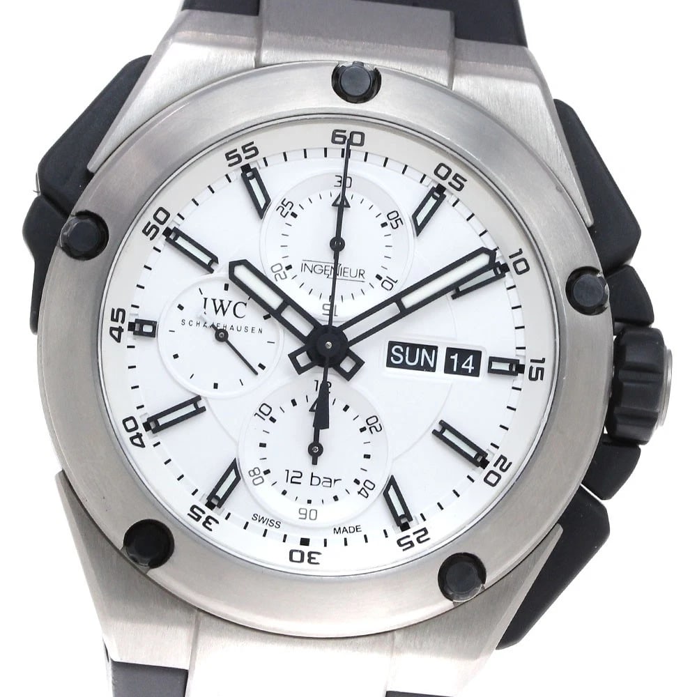 IWC SCHAFFHAUSEN IN JUNIOR DOUBLE CHRONOGRAPH AUTOMATIC WATCH: IWC SCHAFFHAUSEN In Junior Double chronograph Automatic Watch Brand: IWC SCHAFFHAUSEN Type/Style: Wristwatch Material: Band Material rubber, Case Material Titanium / rubber Color: Band Color black,