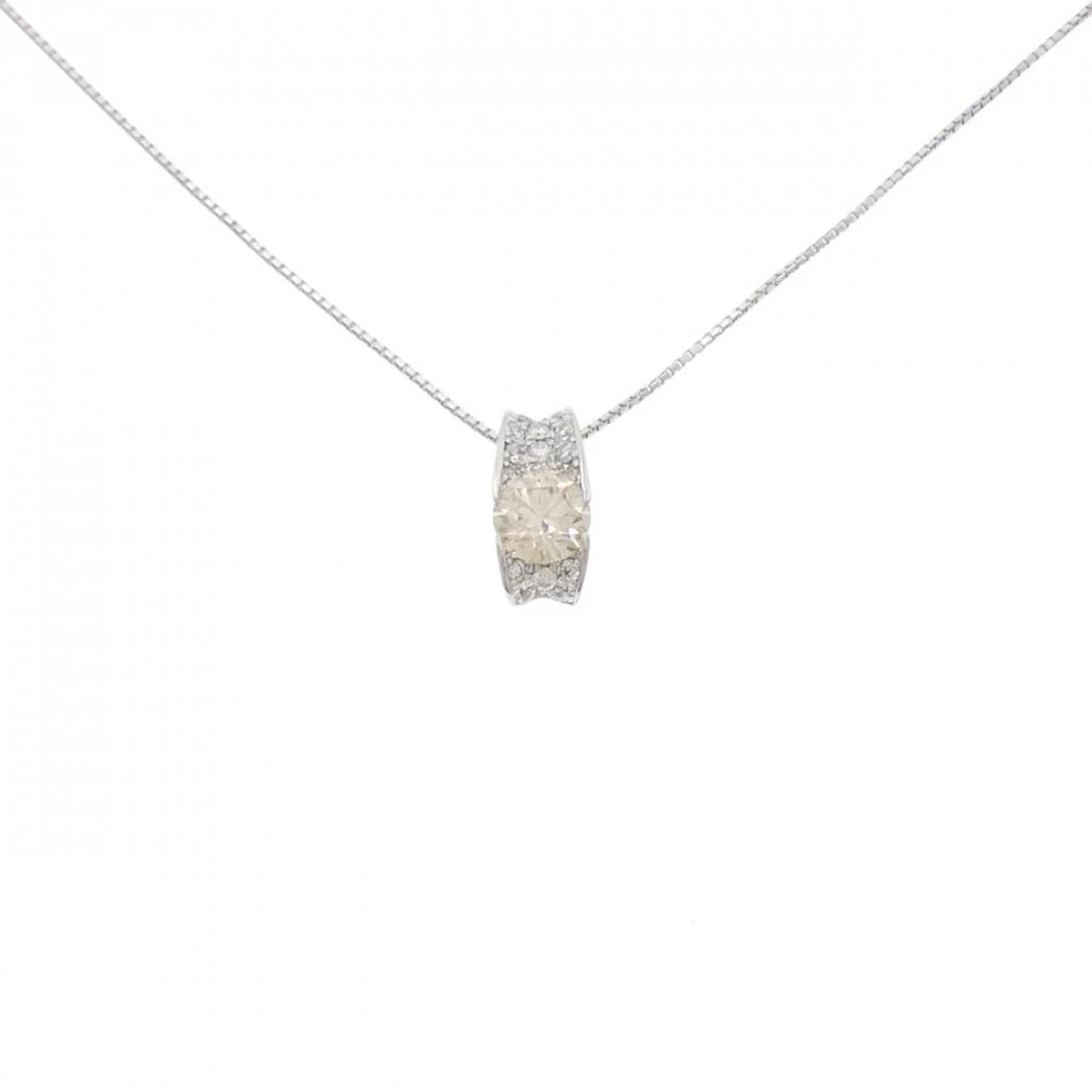 PT900/PT850 DIAMOND NECKLACE: PT900/PT850 Diamond Necklace Brand: Unbranded Type/Style: Diamond Necklace Material: PT900/PT850 Color: Size: Actual Size Pendant length approx. x width approx.: 12.1mmx5.5mm Chain maximum width