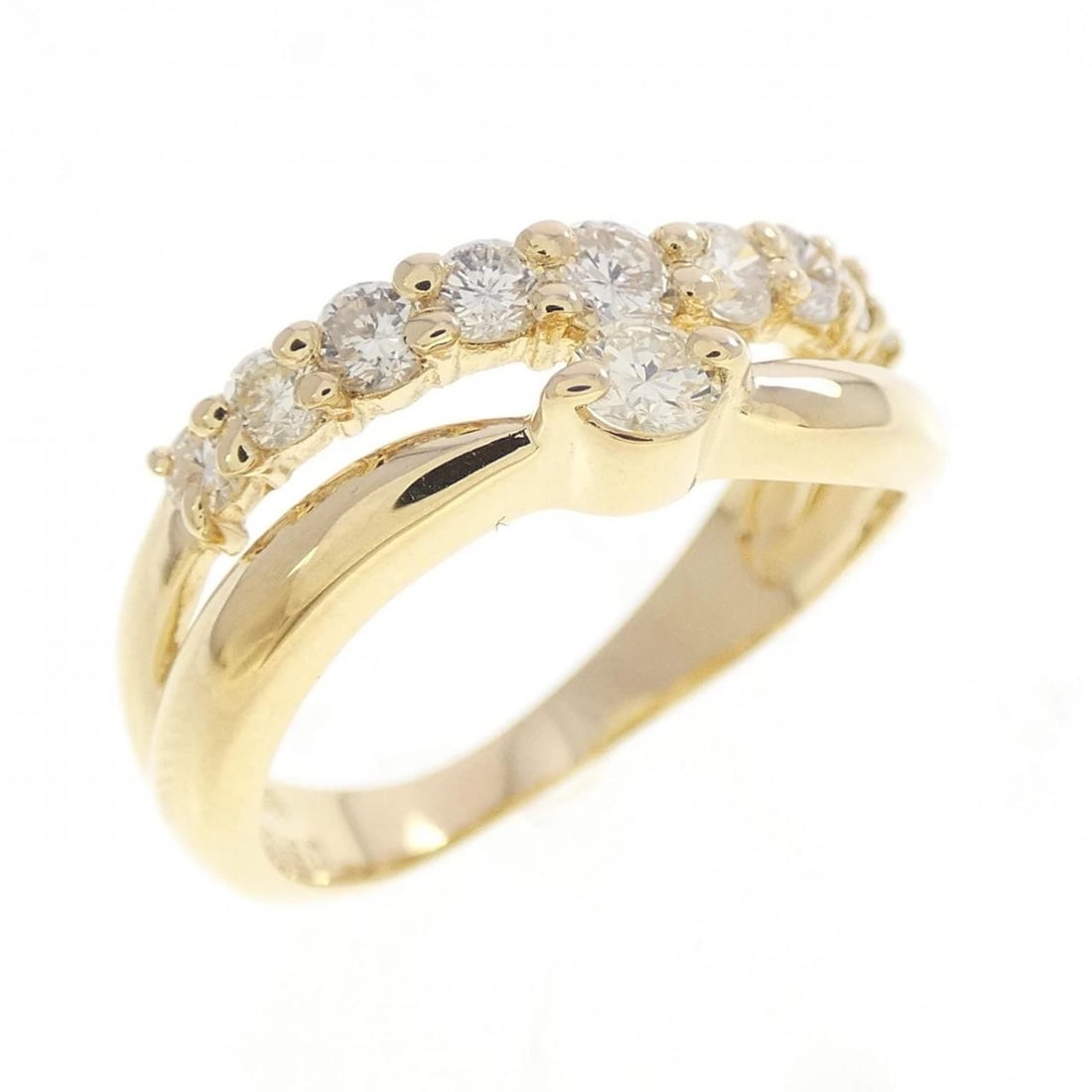 K18YG DIAMOND RING: K18YG Diamond Ring Brand: Unbranded Type/Style: Diamond Ring Material: K18YG Color: YG Size: US4 3/4 Accessories: None Accessories Notice: When purchasing pre-owned goods, please refer to the photos