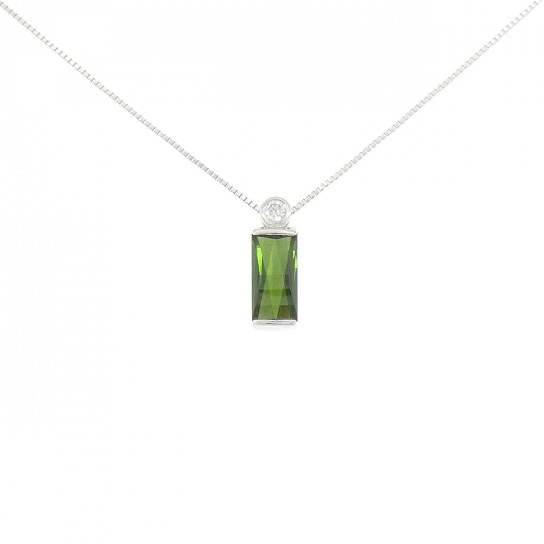 PT900/PT850 TOURMALINE NECKLACE: PT900/PT850 Tourmaline Necklace Brand: Unbranded Type/Style: Tourmaline Necklace Material: PT900/PT850 Main Stone Tourmaline Color: Size: Actual Size Pendant length approx. x width approx.: