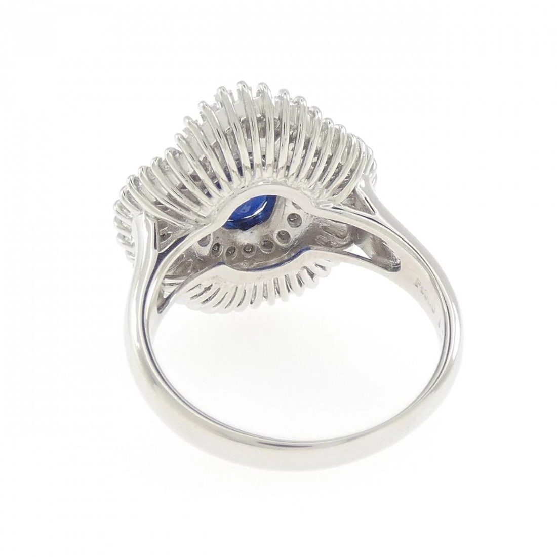 PT900 SAPPHIRE RING - 3