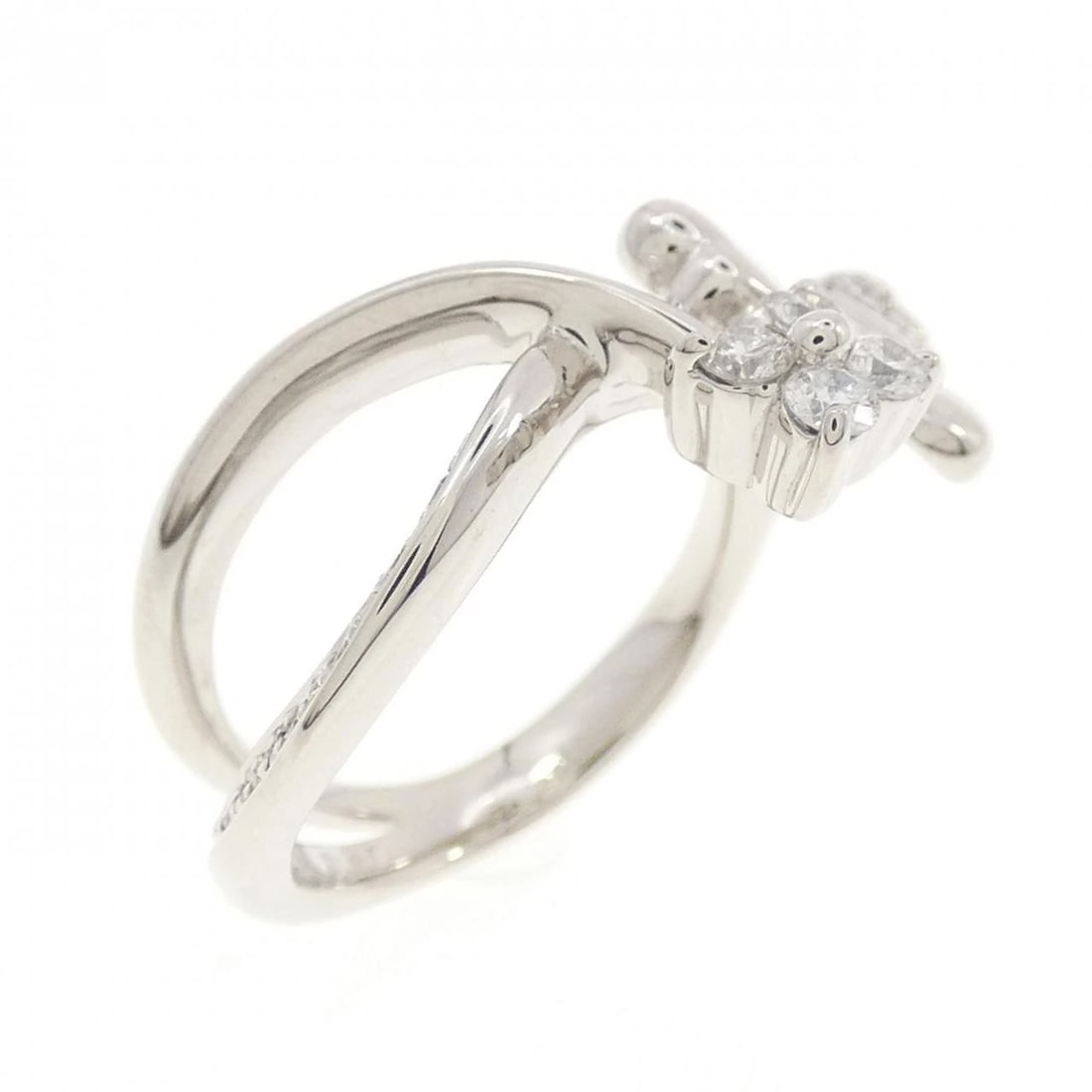 K18WG BUTTERFLY X FLOWER DIAMOND PINKY RING: K18WG Butterfly x Flower Diamond Pinky Ring Brand: Unbranded Type/Style: Diamond ring Material: K18WG Color: WG Size: US2 Accessories: None Accessories Notice: When purchasing pre-owned goods, please