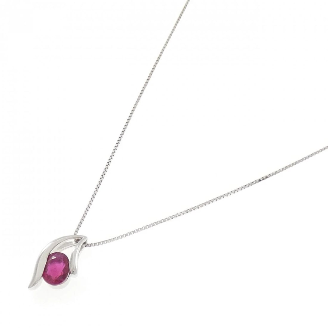 18K WHITE GOLD RUBY NECKLACE - 2