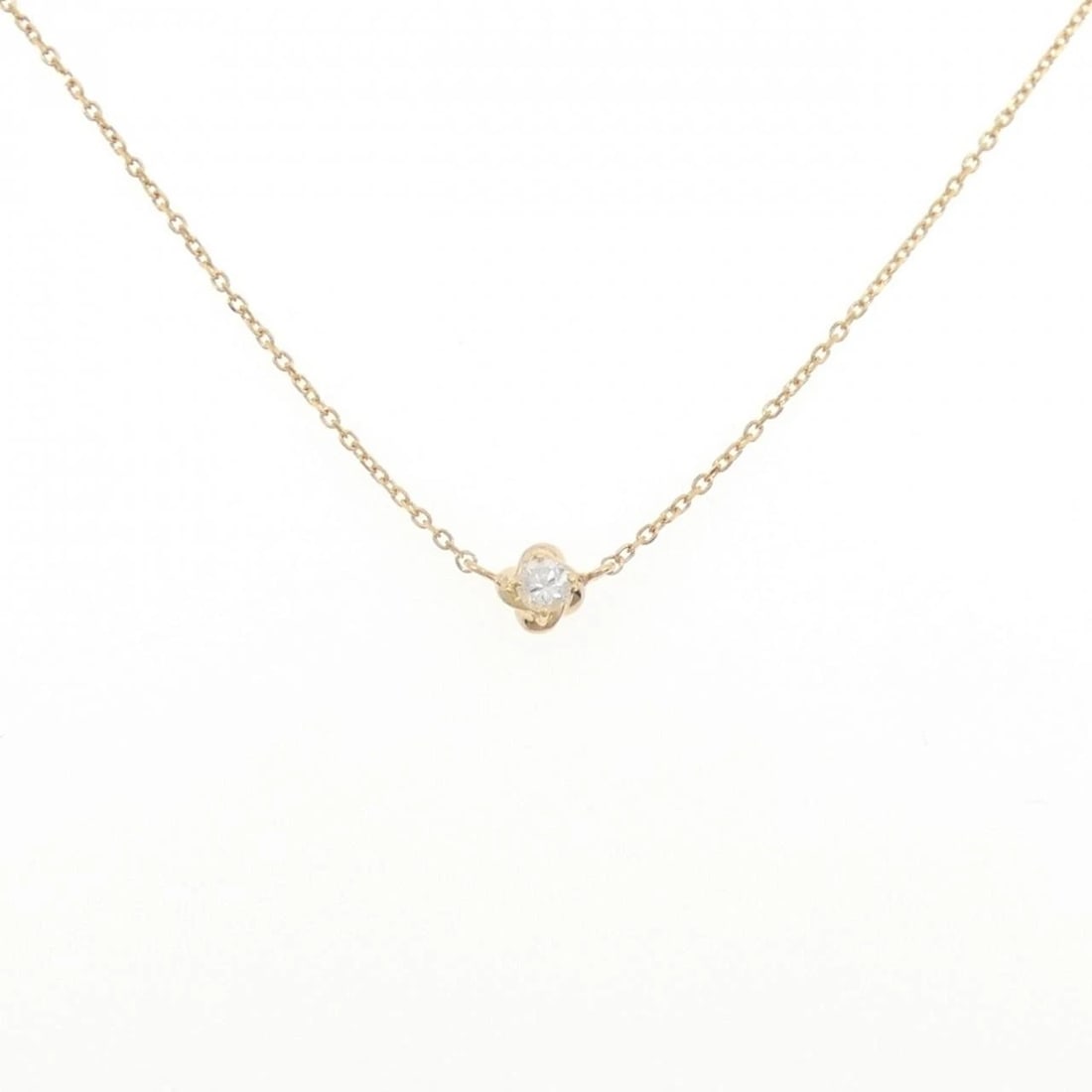 K18YG DIAMOND NECKLACE: K18YG Diamond Necklace Brand: Unbranded Type/Style: Diamond Necklace Material: Color: YG Size: Actual Size Pendant length approx. x width approx.: 4.7mmx4.7mm Chain maximum width approx.: 1.0mm Size