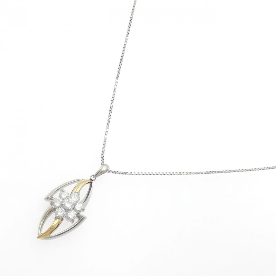 K18/PT/PT850 FLOWER DIAMOND NECKLACE - 2