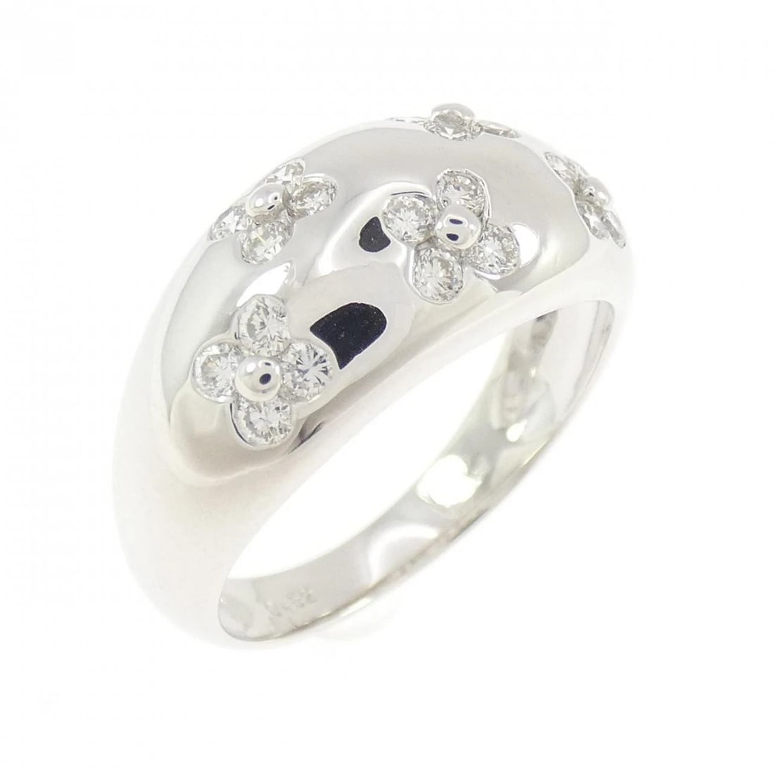K18WG FLOWER DIAMOND RING: K18WG Flower Diamond Ring Brand: Unbranded Type/Style: Diamond Ring Material: Color: WG Size: US6 1/2 Accessories: None Accessories Notice: When purchasing pre-owned goods, please refer to the photos