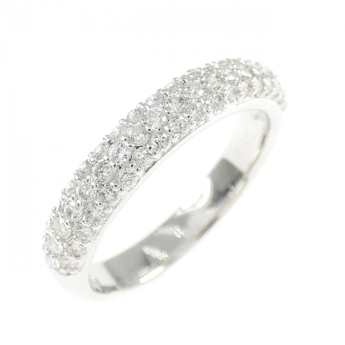 K18WG DIAMOND RING: K18WG Diamond Ring Brand: Unbranded Type/Style: Diamond Ring Material: K18WG Color: WG Size: US5 3/4 Accessories: None Accessories Notice: When purchasing pre-owned goods, please refer to the photos