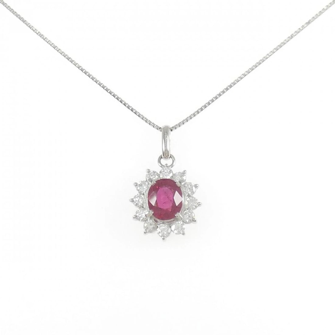 PT900/PT850 RUBY NECKLACE: PT900/PT850 Ruby Necklace Brand: Unbranded Type/Style: Ruby Necklace Material: Color: Size: Actual Size Pendant length approx. x width approx.: 19.5mmx12.0mm Chain maximum width approx.: 0.9mm Size