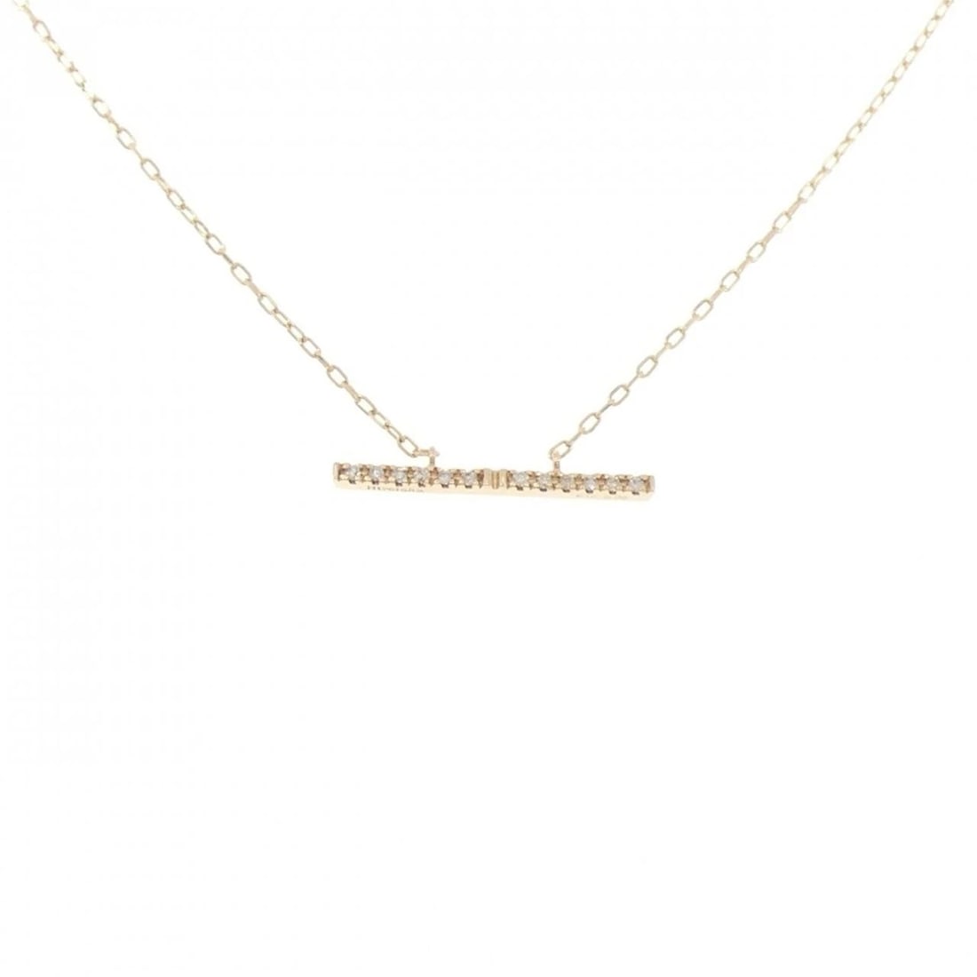 HIROTAKA TRAPEZE NECKLACE: Hirotaka Trapeze Necklace Brand: Hirotaka Type/Style: Hirotaka Necklace Material: Color: YG Size: Actual Size Pendant length approx. x width approx.: 1.4mmx20.4mm Chain maximum width approx.: 1.0mm