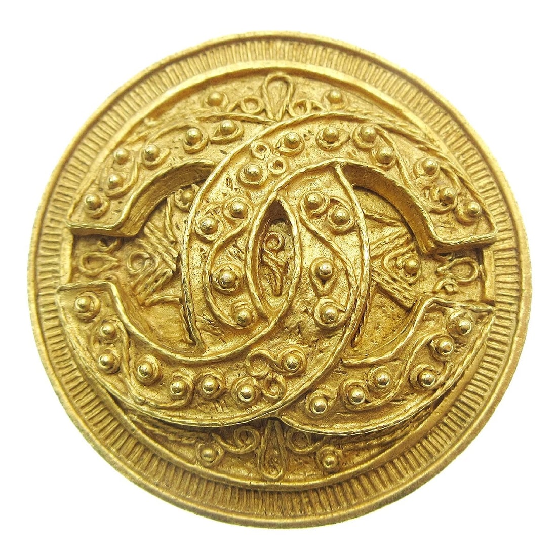 CHANEL MEDALLION BROOCH PIN GOLD: Chanel Medallion Brooch Pin Gold Brand: CHANEL Type/Style: Brooch Material: Gold Plated Color: Gold Size: Diameter : 4.5 cm Accessories: None Accessories Notice: When purchasing pre-owned