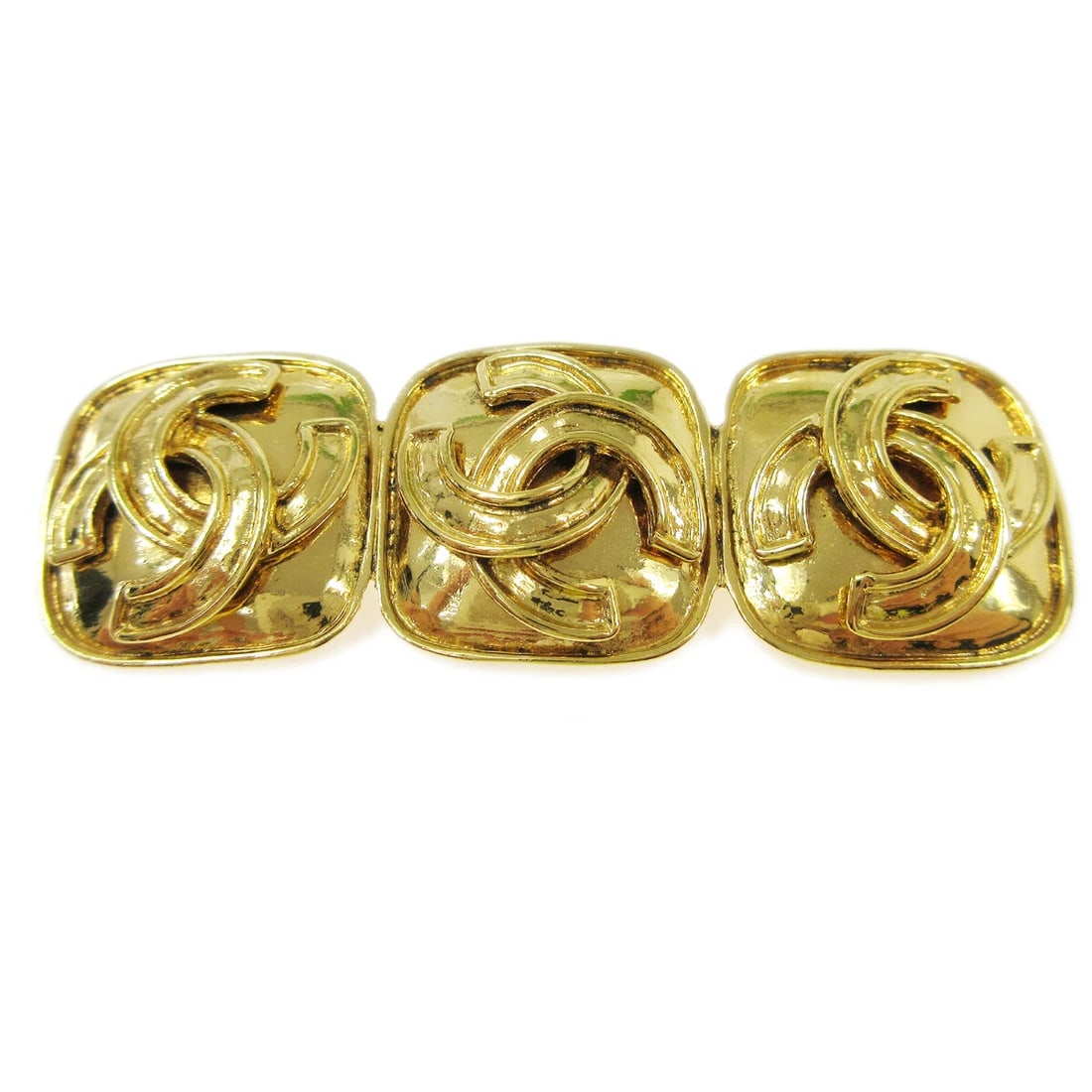 CHANEL TRIPLE CC BROOCH PIN GOLD: Chanel Triple CC Brooch Pin Gold Brand: Chanel Type/Style: Brooch Material: Gold-tone Color: Gold Size: W 7.2 x H 2.5 cm Accessories: None Accessories Notice: When purchasing pre-owned goo