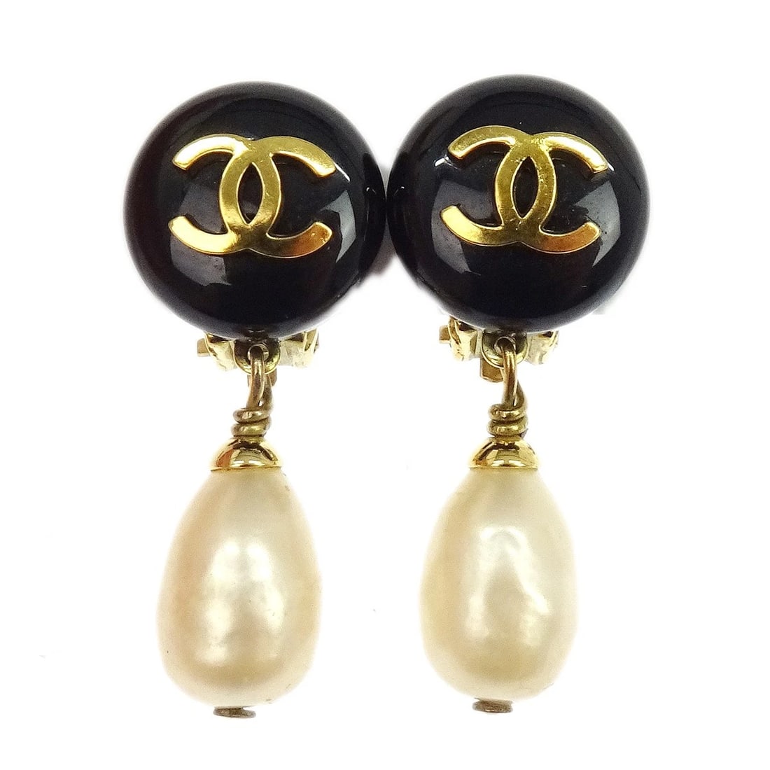 CHANEL GOLD ARTIFICIAL PEARL DANGLE CLIP-ON EARRINGS: Chanel Gold Artificial Pearl Dangle Clip-On Earrings Brand: CHANEL Type/Style: Earrings Material: Gold Plated Main Stone Artificial Pearl Color: Gold Size: W 1.5 x H 3.7 cm Accessories: None