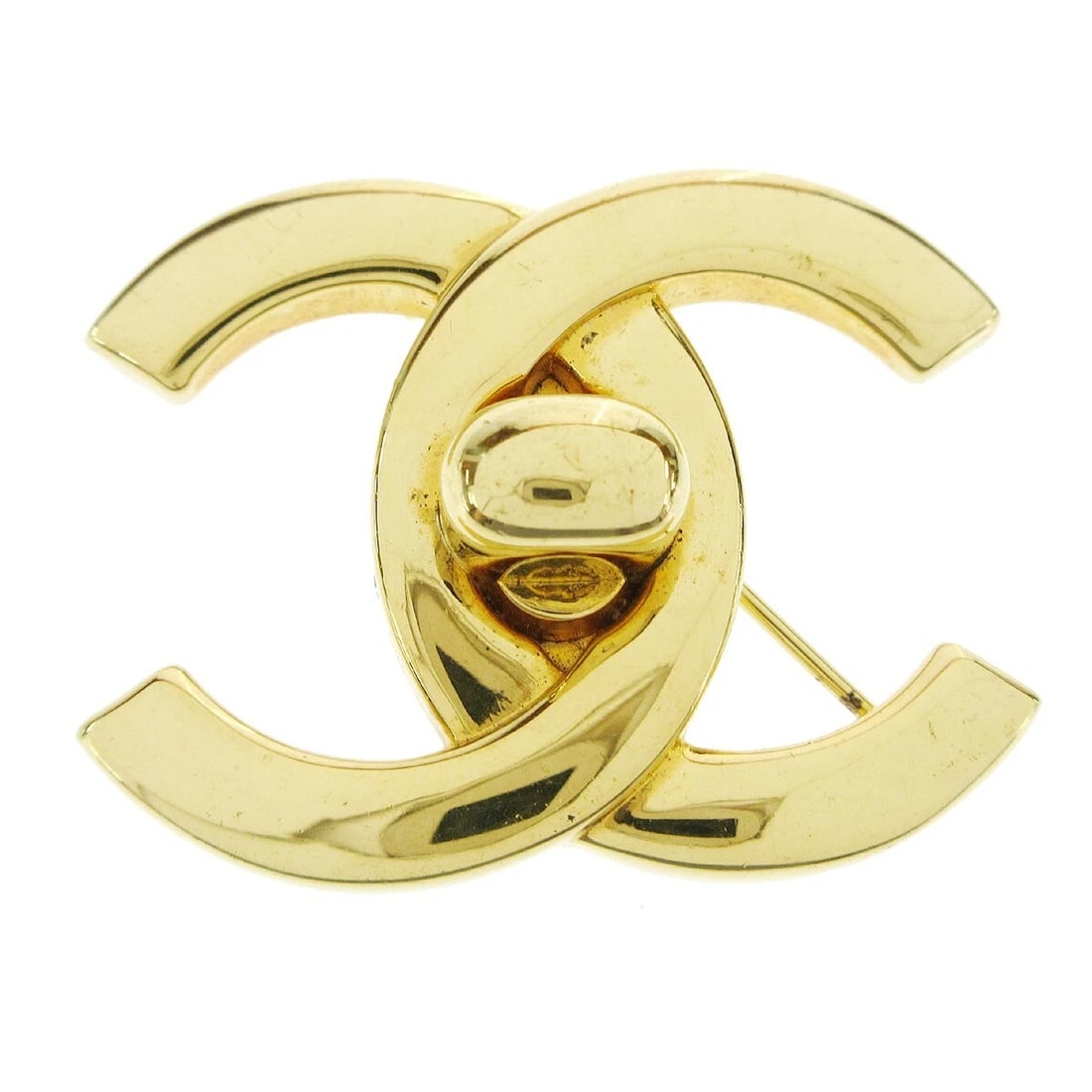 CHANEL TURNLOCK BROOCH PIN GOLD LARGE: Chanel Turnlock Brooch Pin Gold Large Brand: CHANEL Type/Style: Brooch Material: Gold Plated Color: Gold Size: W 3.8 x H 2.8 cm Accessories: None Accessories Notice: When purchasing pre-ow