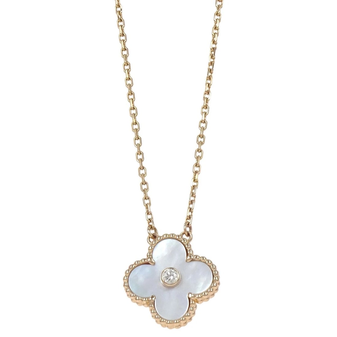 VAN CLEEF & ARPELS ALHAMBRA PENDANT PEARL DIAMOND AU750 JEWELRY: Van Cleef & Arpels Alhambra Pendant Pearl Diamond Au750 Jewelry Brand: Van Cleef & Arpels Type/Style: Necklace Material: Au750 Main Stone Mother of Pearl Natural Color: Gold Size: Chain(Overall) : 43.