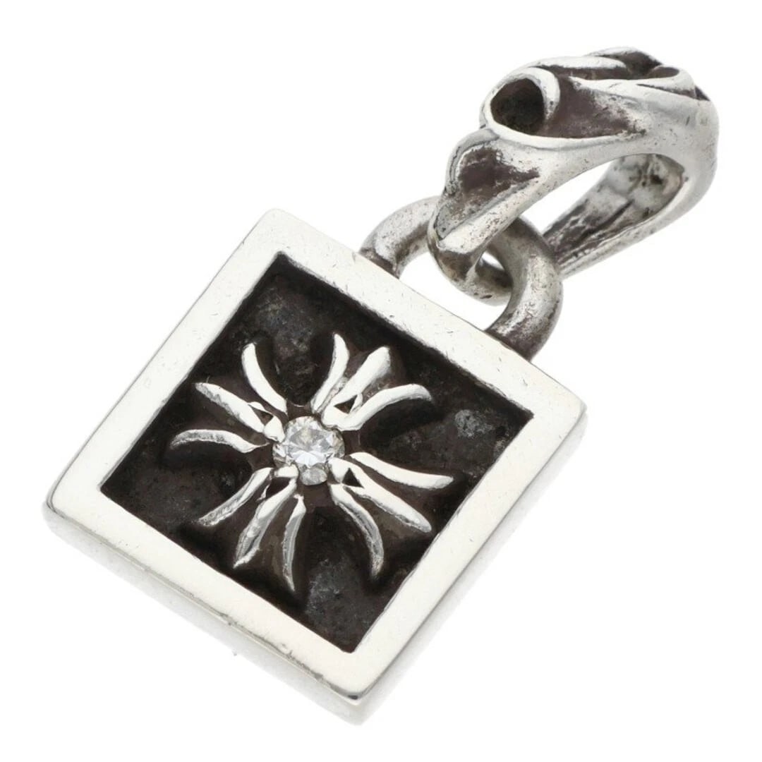 CHROME HEARTS FRAMED CH PLUS 1 DIAMOND NECKLACE: Chrome Hearts Framed Ch Plus 1 Diamond Necklace Brand: Chrome Hearts Type/Style: Necklace Material: 925 Silver Main Stone Natural Color: Silver, Clear Size: Width 1.2cm, vertical 2.4cm Accessories: