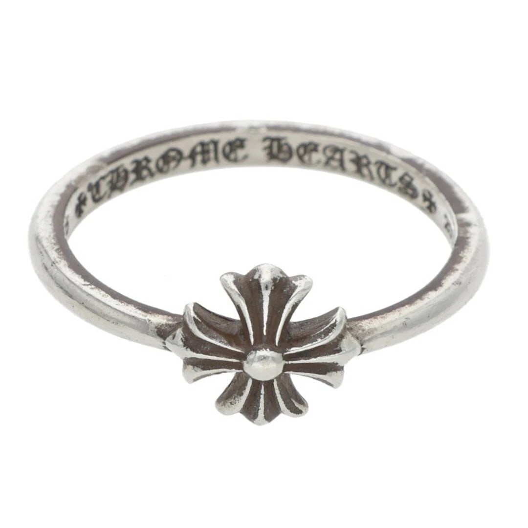 CHROME HEARTS BUBBLEGUM CH PLS SILVER RING MEN'S: Chrome Hearts BUBBLEGUM CH PLS Silver Ring Men's Brand: Chrome Hearts Type/Style: Ring Material: 925 Silver Color: Silver Size: 4.75 - 5 US Accessories: None Accessories Notice: When purch