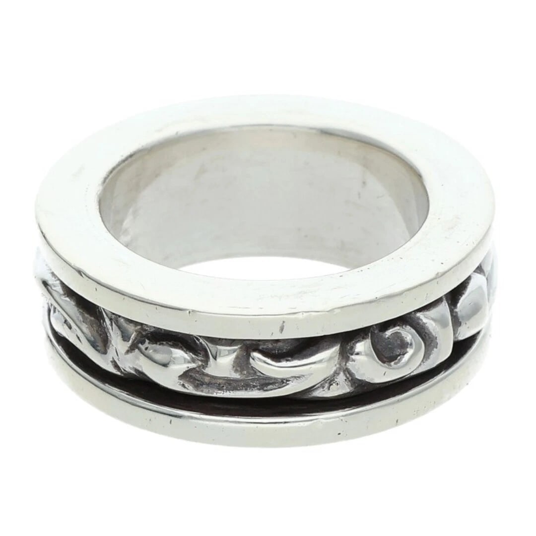 CHROME HEARTS RING SPINNER SCROLL SILVER MEN'S: Chrome Hearts RING SPINNER SCROLL Silver Men's Brand: Chrome Hearts Type/Style: Ring Material: 925 Silver Color: Silver Size: 6.5 - 6.75 US Accessories: None Accessories Notice: When purch