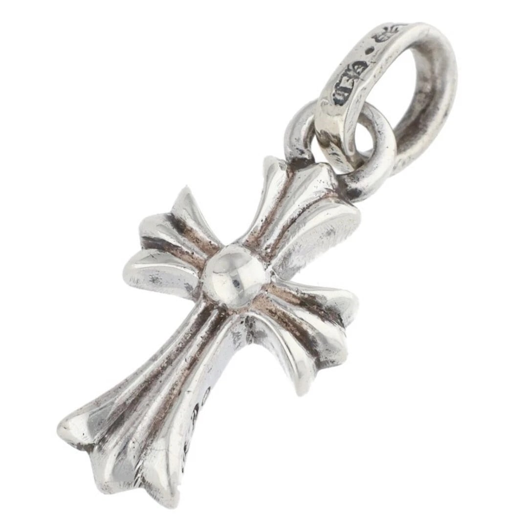 CHROME HEARTS CRS BBYFAT CHARM SILVER NECKLACE: Chrome Hearts CRS BBYFAT Charm Silver Necklace Brand: Chrome Hearts Type/Style: Necklace Material: 925 Silver Color: Silver Size: W 0.9cm,V 2.4cm Accessories: None Accessories Notice: When