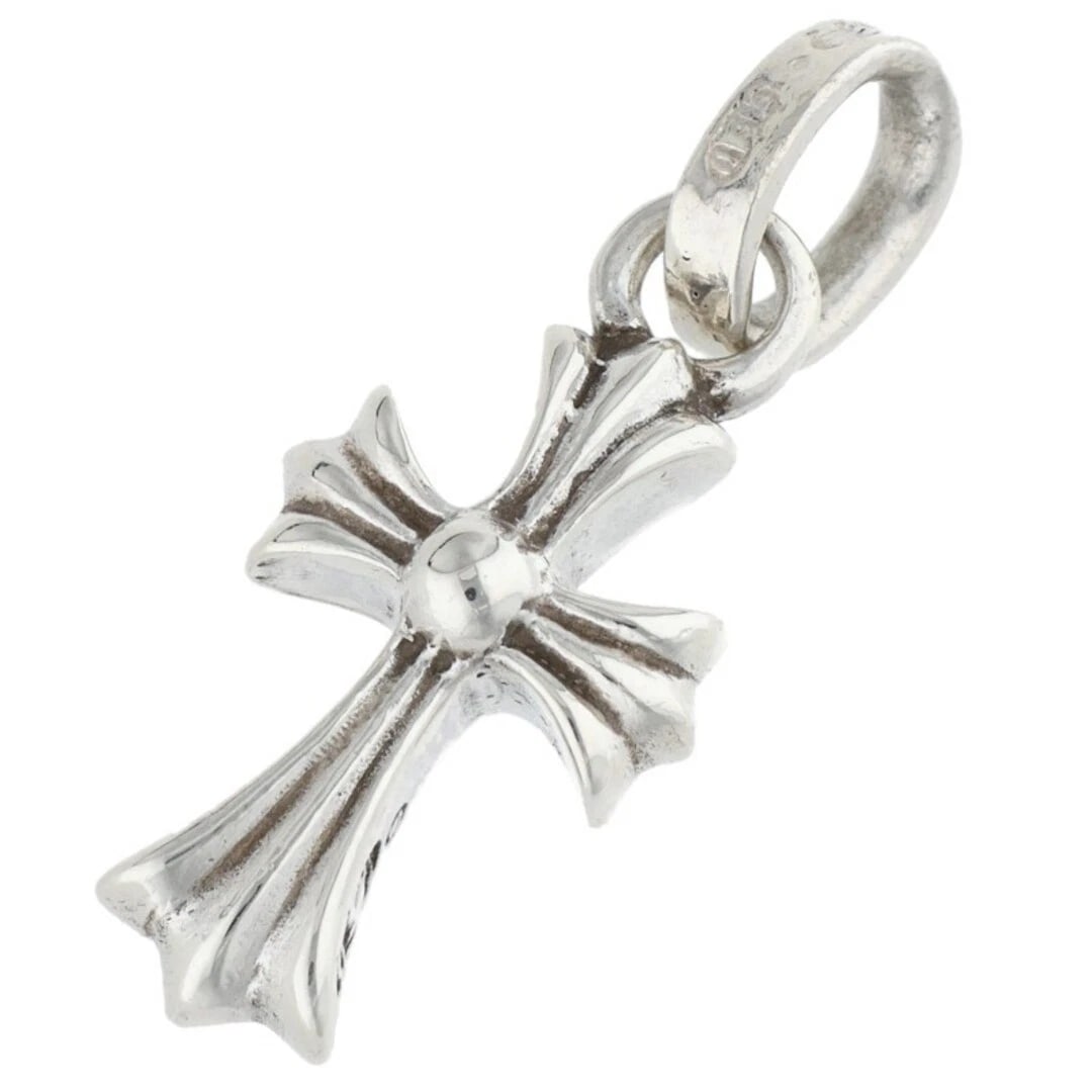 CHROME HEARTS CRS BBYFAT CHARM SILVER NECKLACE: Chrome Hearts CRS BBYFAT Charm Silver Necklace Brand: Chrome Hearts Type/Style: Necklace Material: 925 Silver Color: Silver Size: Width 1cm, vertical 2.4cm Accessories: None Accessories No
