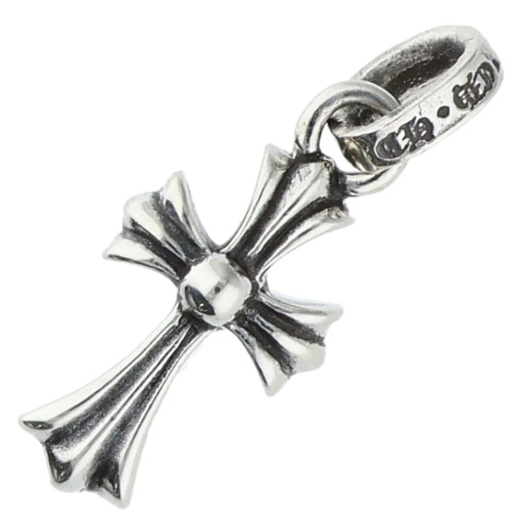 CHROME HEARTS CRS BBYFAT CHARM SILVER NECKLACE: Chrome Hearts CRS BBYFAT Charm Silver Necklace Brand: Chrome Hearts Type/Style: Necklace Material: 925 Silver Color: Silver Size: W 0.9cm,V 2.4cm Accessories: None Accessories Notice: When