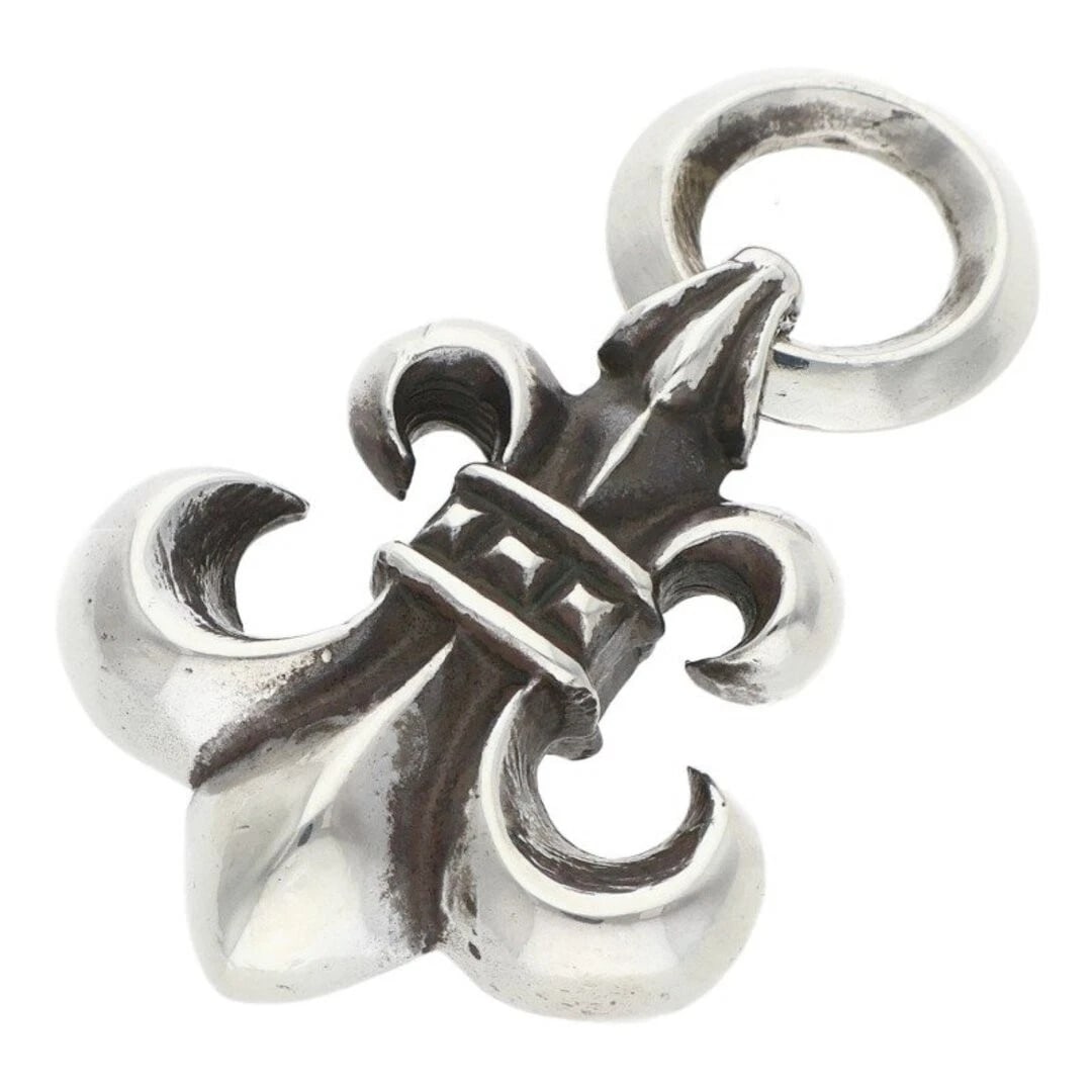 CHROME HEARTS BS FLUER CHARM SILVER NECKLACE: Chrome Hearts BS FLUER CHARM Silver Necklace Brand: Chrome Hearts Type/Style: Necklace Material: 925 Silver Color: Silver Size: Width 1.8cm, vertical 2.8cm Accessories: None Accessories No