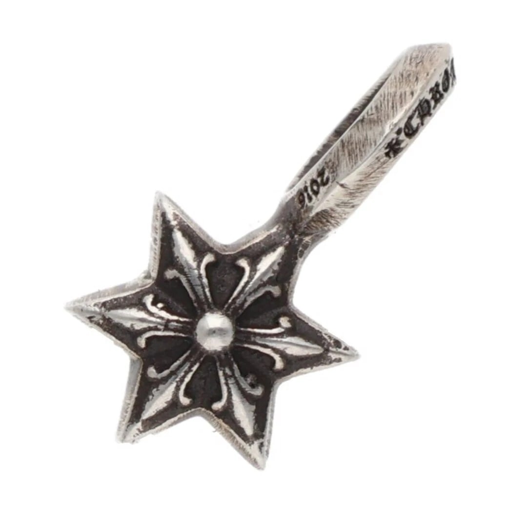 CHROME HEARTS STACK STAR V2 CHARM SILVER NECKLACE: Chrome Hearts STACK STAR V2 Charm Silver Necklace Brand: Chrome Hearts Type/Style: Necklace Material: 925 Silver Color: Silver Size: Width 0.7cm, vertical 1.4cm Accessories: None Accessori