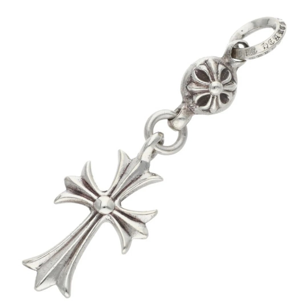 CHROME HEARTS 1B TNY CH CRS SILVER NECKLACE: Chrome Hearts 1B TNY CH CRS Silver Necklace Brand: Chrome Hearts Type/Style: Necklace Material: 925 Silver Color: Silver Size: Width 1.6cm, vertical 5.7cm Accessories: None Accessories Not
