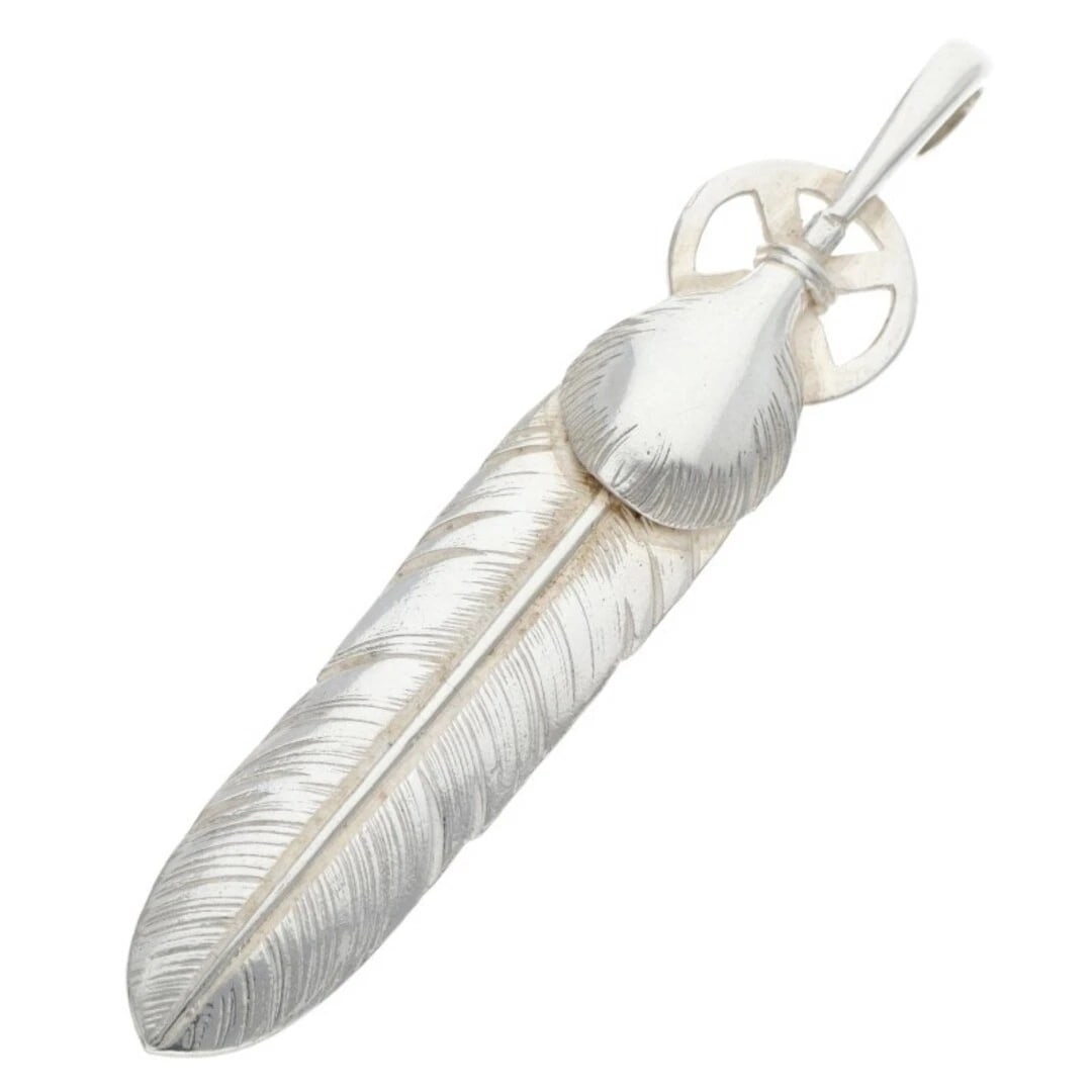 GORROWS SV HEART WHEEL FEATHER LARGE NECKLACE: Gorrows SV Heart Wheel Feather Large Necklace Brand: goro's Type/Style: Necklace Material: Color: Silver Size: Width 1cm, vertical 5.2cm Accessories: None Accessories Notice: When purchasi