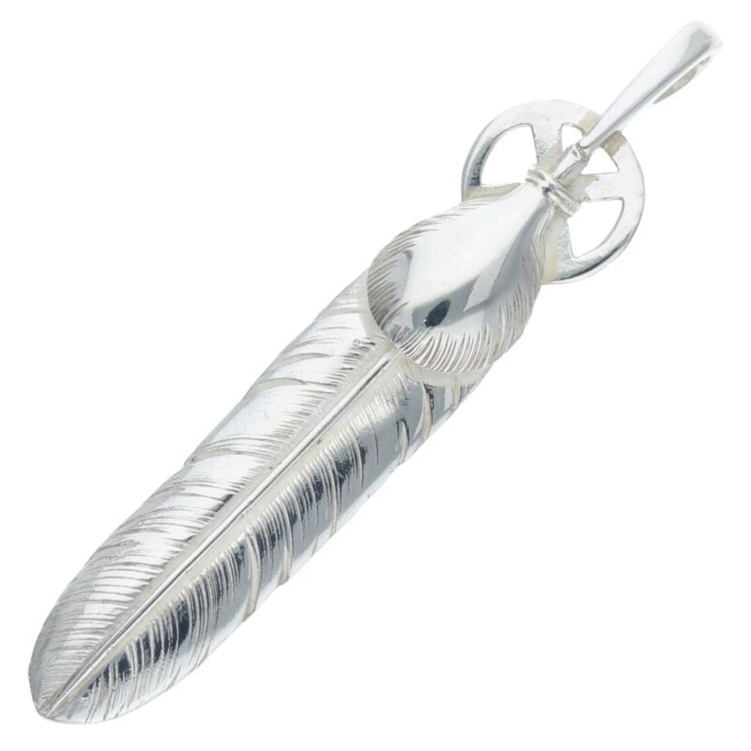 GORROWS SV HEART WHEEL FEATHER LARGE NECKLACE: Gorrows SV Heart Wheel Feather Large Necklace Brand: goro's Type/Style: Necklace Material: 925 Silver Color: Silver Size: Width 1cm, vertical 5.2cm Accessories: None Accessories Notice: When