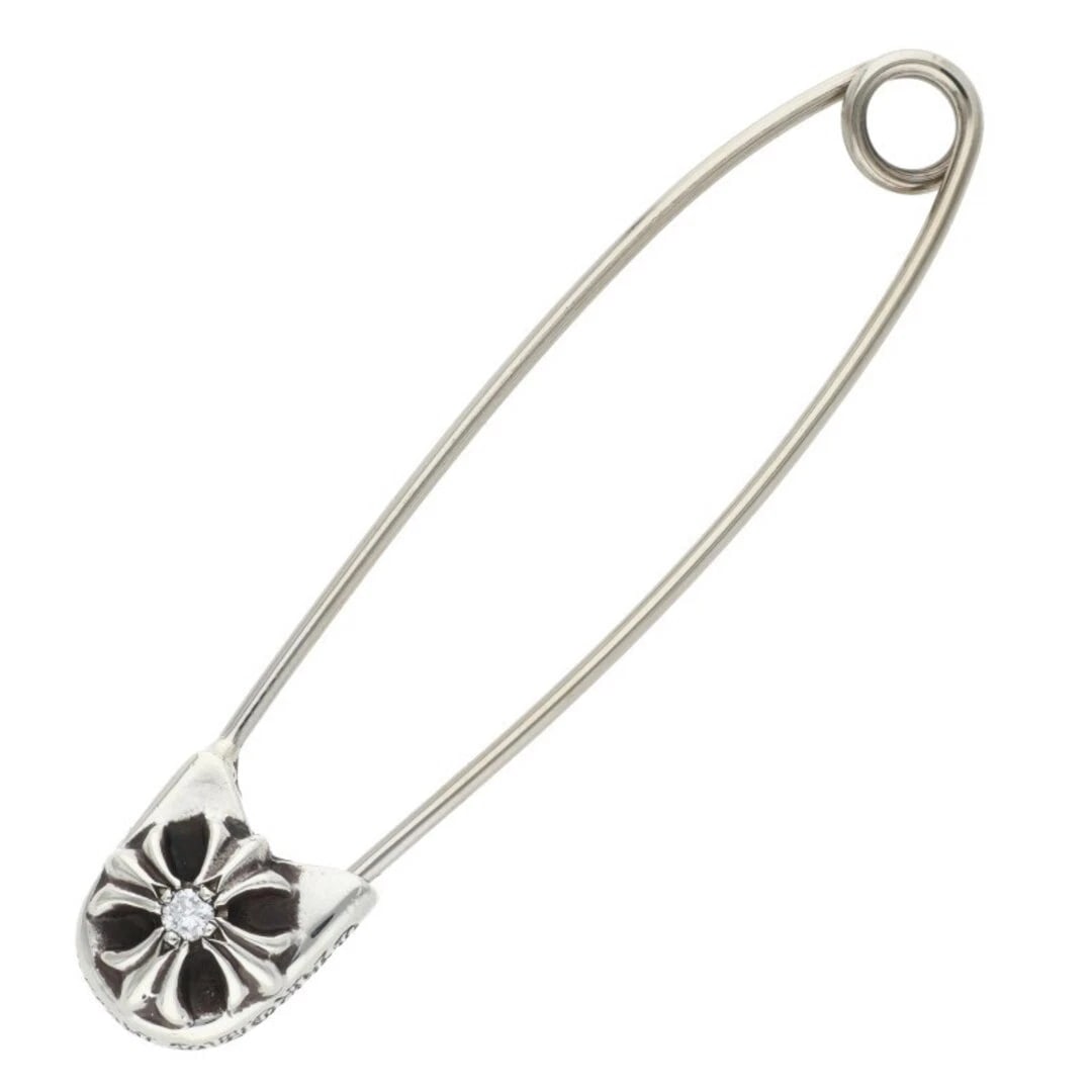 CHROME HEARTS SAFETYPIN LG DIA LARGE SAFETY PIN DIAMOND SILVER NECKLACE: Chrome Hearts SAFETYPIN LG dia large Safety Pin Diamond silver Necklace Brand: Chrome Hearts Type/Style: Necklace Material: 925 Silver Color: Silver Size: Width 1.3cm, vertical 5.7cm Accessories:
