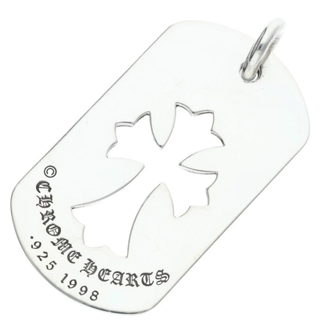 CHROME HEARTS D TAG LRG CO CRS NECKLACE: CHROME HEARTS D TAG LRG CO CRs NECKLACE Brand: Chrome Hearts Type/Style: Necklace Material: 925 Silver Color: Silver Size: Width 2.9cm, vertical 5.6cm Accessories: None Accessories Notice: When