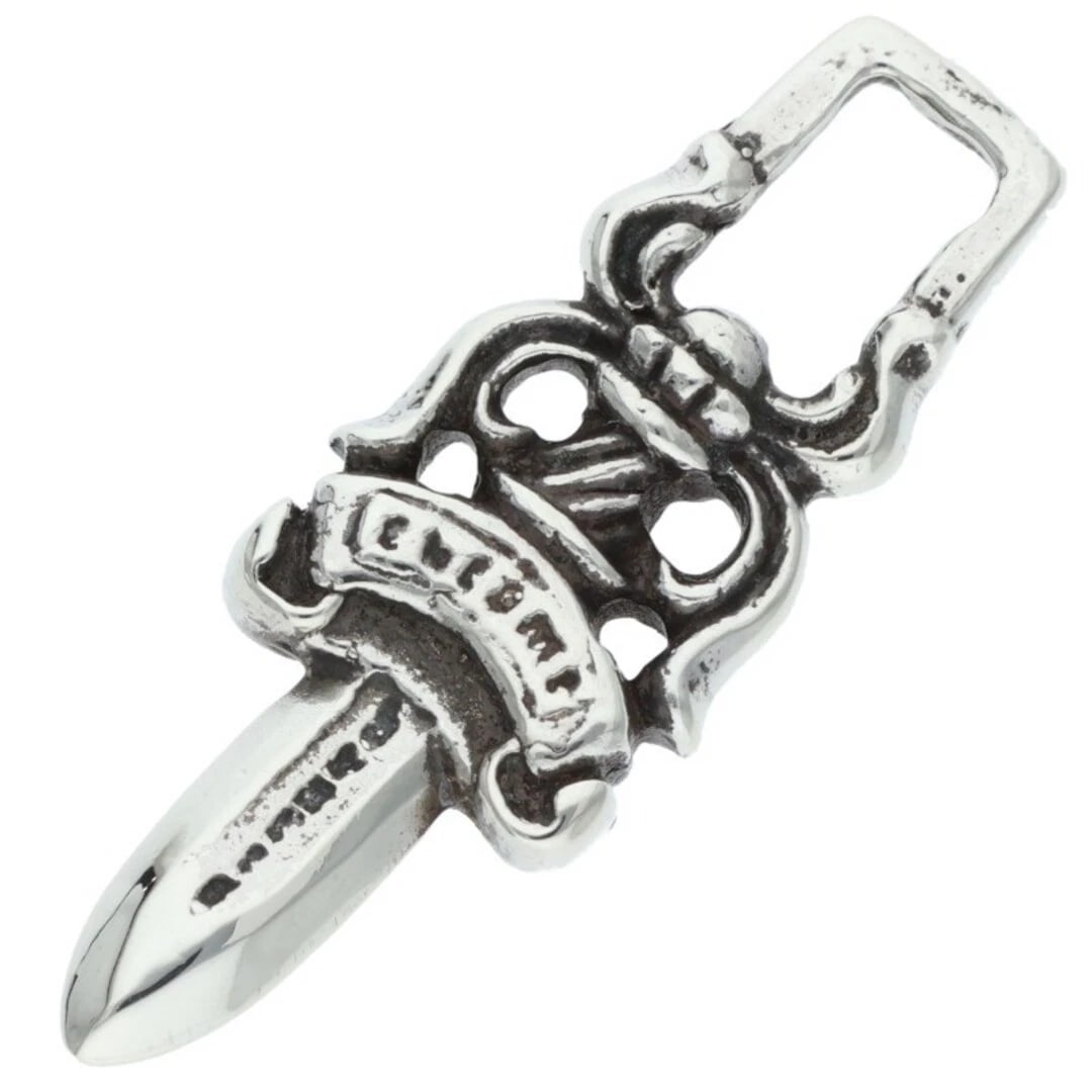 CHROME HEARTS SILVER NECKLACE: Chrome Hearts Silver Necklace Brand: Chrome Hearts Type/Style: Necklace Material: Color: Silver Size: Width 1.2cm, vertical 3.4cm Accessories: None Accessories Notice: When purchasing pre-owned