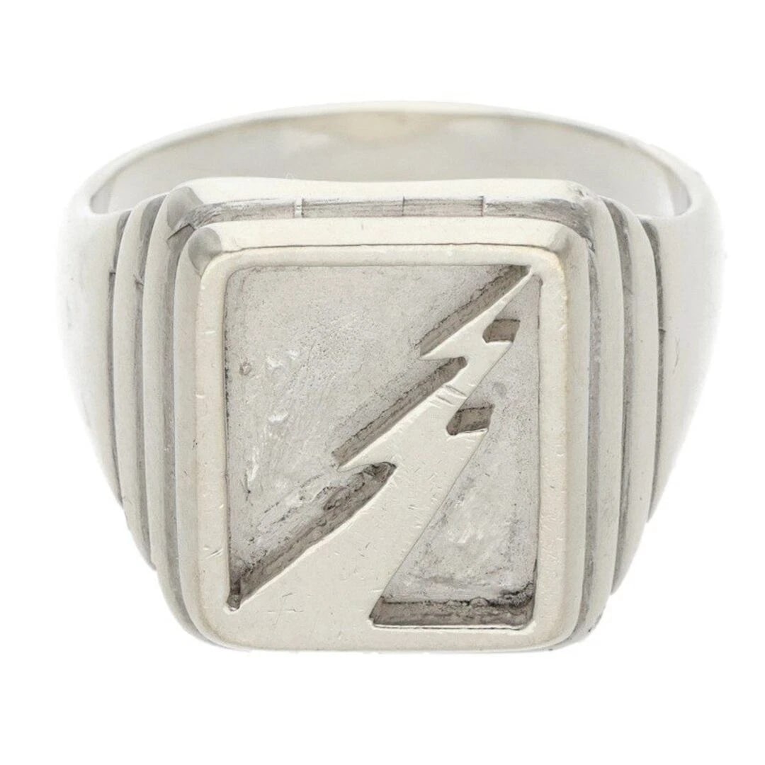 GOROWS THUNDER RING: Gorows Thunder Ring Brand: goro's Type/Style: Ring Material: Color: Silver Size: 4.75 - 5 US Accessories: None Accessories Notice: When purchasing pre-owned goods, please refer to the photos of the