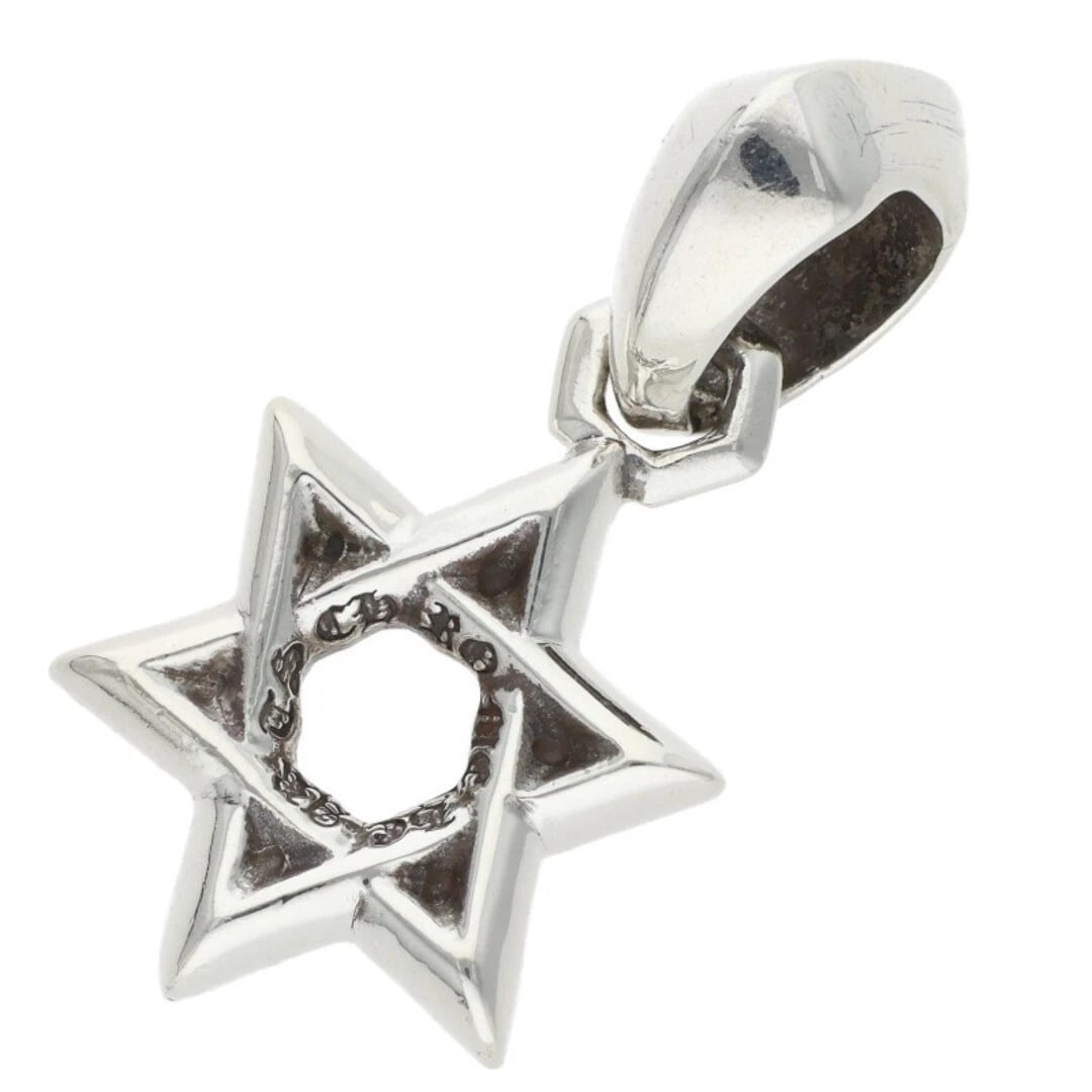 CHROME HEARTS STAR OF DAVID CHARM SILVER NECKLACE: Chrome Hearts Star of David Charm Silver Necklace Brand: Chrome Hearts Type/Style: Necklace Material: 925 Silver Color: Silver Size: Width 1.5cm, vertical 3.1cm Accessories: None Accessories Notice: