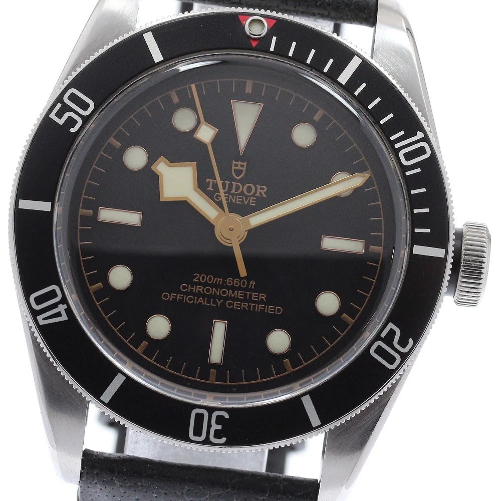 TUDOR HERITAGE BLACK BAY BLACK DIAL AUTOMATIC WATCH: TUDOR Heritage Black Bay black Dial Automatic Watch Brand: TUDOR Type/Style: Wristwatch Material: Band Material leather, Case Material Stainless Steel Color: Band Color black, Case Color Silver, Dial 