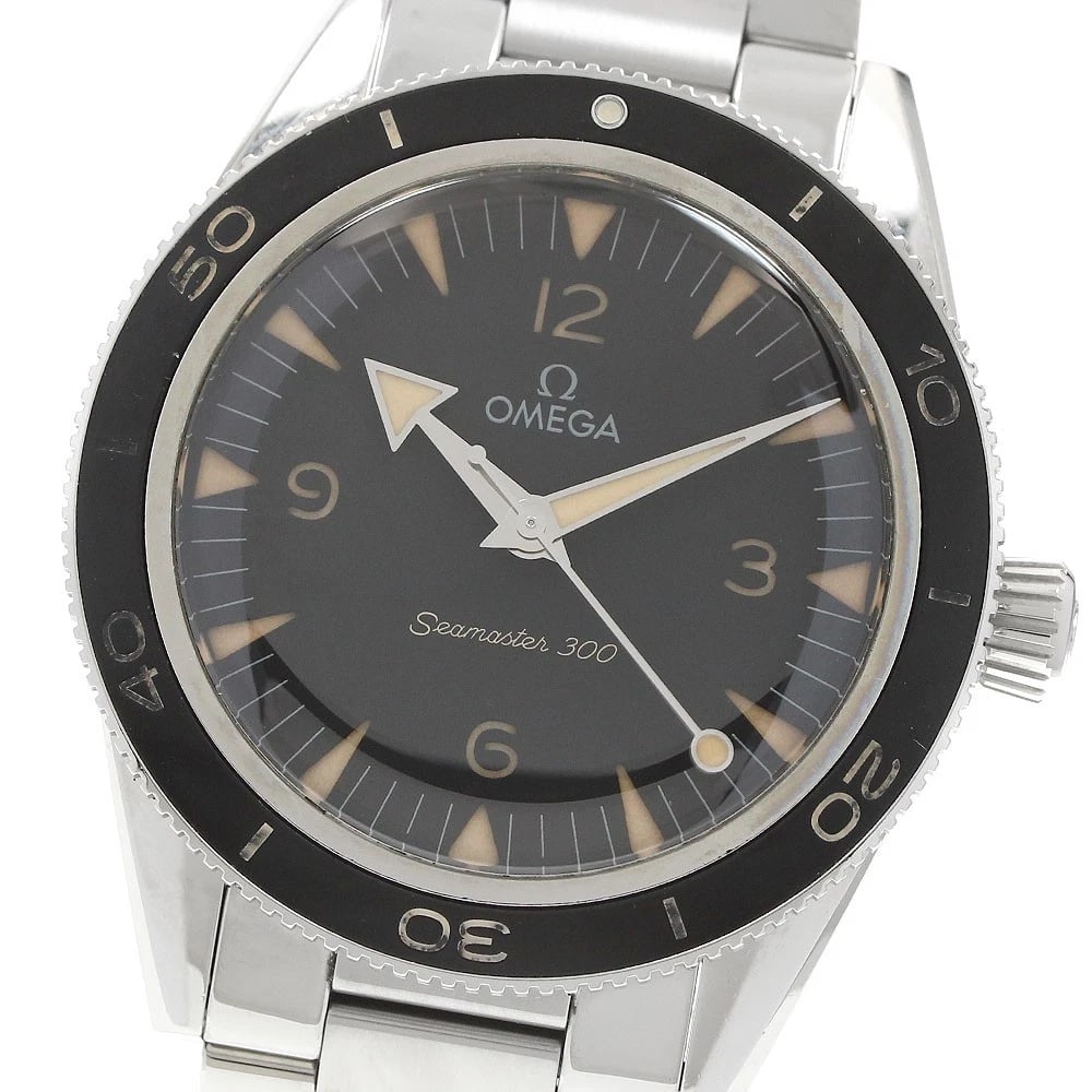OMEGA SEAMASTER CO-AXIAL AUTOMATIC WATCH: OMEGA Seamaster Co-Axial Automatic Watch Brand: OMEGA Type/Style: Wristwatch Material: Band Material Stainless Steel, Case Material Stainless Steel Color: Band Color Silver, Case Color Silver, Dial Co