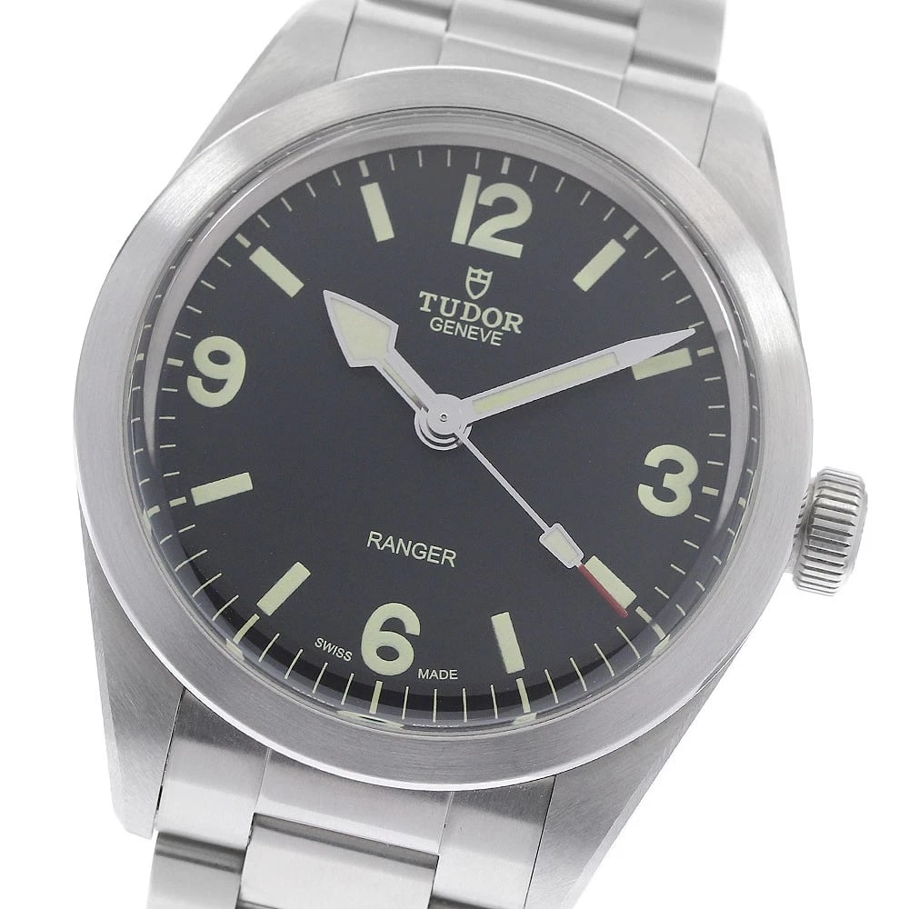 TUDOR RANGER BLACK DIAL AUTOMATIC WATCH: TUDOR Ranger black Dial Automatic Watch Brand: TUDOR Type/Style: Wristwatch Material: Band Material Stainless Steel, Case Material Stainless Steel Color: Band Color Silver, Case Color Silver, Dial