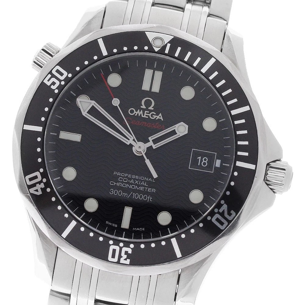 OMEGA SEAMASTER DATE CO-AXIAL AUTOMATIC WATCH: OMEGA Seamaster Date Co-Axial Automatic Watch Brand: OMEGA Type/Style: Wristwatch Material: Band Material Stainless Steel, Case Material Stainless Steel Color: Band Color Silver, Case Color Silver,