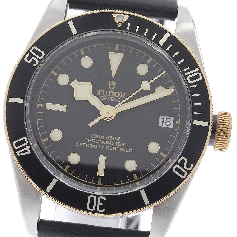 TUDOR HERITAGE BLACK BAY DATE BLACK DIAL AUTOMATIC WATCH: TUDOR Heritage Black Bay Date Black Dial Automatic Watch Brand: TUDOR Type/Style: Wristwatch Material: Band Material leather, Case Material Stainless Steel/YG Color: Band Color black, Case Color Silve