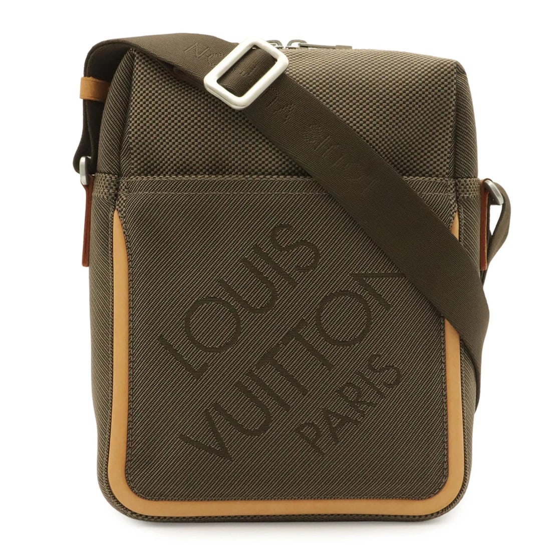 LOUIS VUITTON DAMIER GEANT CITADIN SHOULDER BAG: LOUIS VUITTON Damier Geant Citadin Shoulder Bag Brand: Louis Vuitton Type/Style: Shoulder bag Material: Damier Geant , Canvas Color: Earth Size: (HxWxD) 25.5cm x 20cm x 8cm / 10.03inch x 7.87inch x