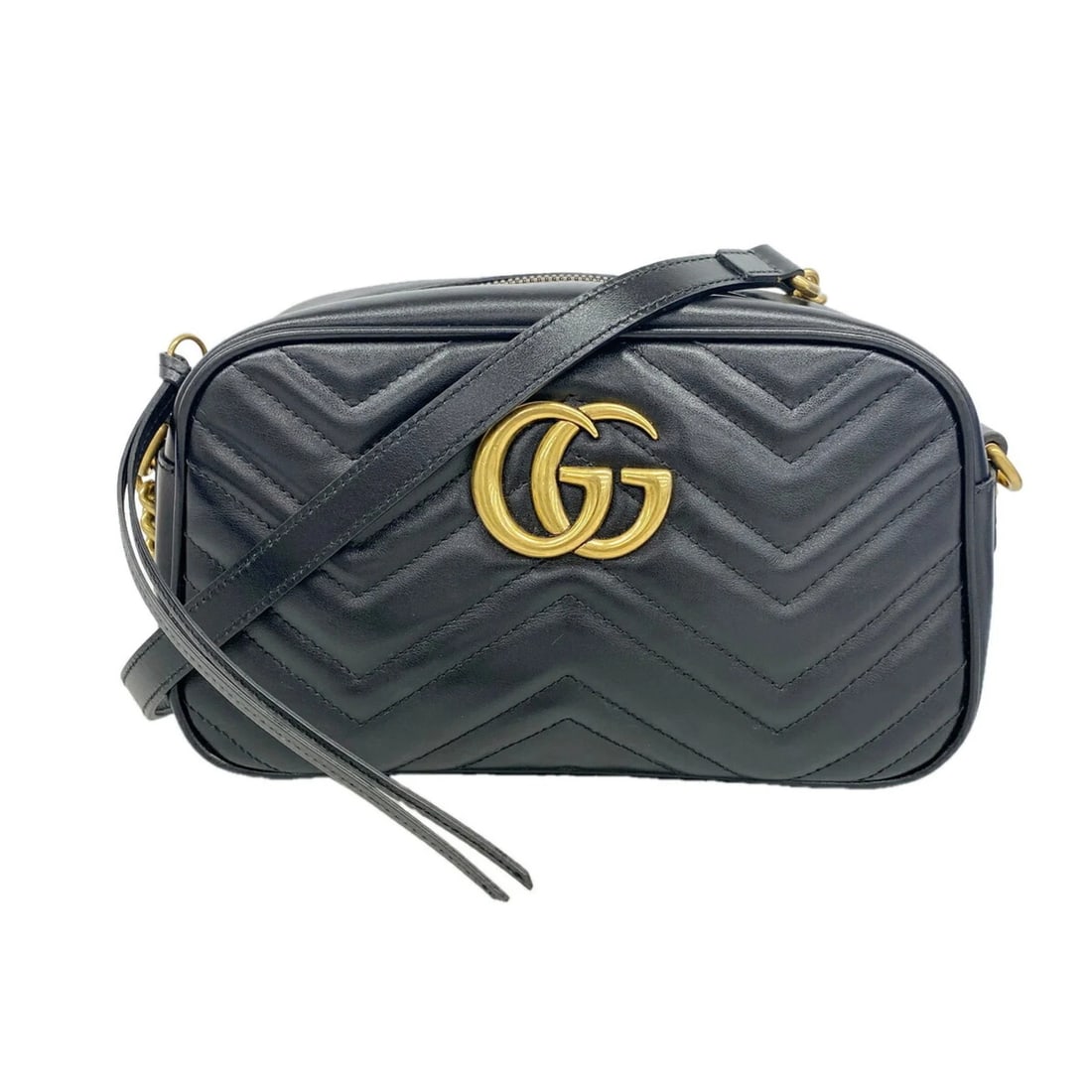 GUCCI GG MARMONT SHOULDER BAG LEATHER BLACK: Gucci GG Marmont Shoulder Bag Leather Black Brand: Gucci Type/Style: Shoulder bag Material: Leather Color: Black Size: (HxWxD) 14cm x 23cm x 7cm / 5.51inch x 9.05inch x 2.75inch Accessories: None