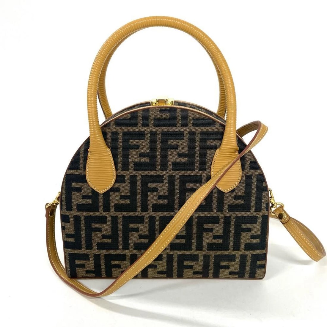FENDI ZUCCA 2-WAY CANVAS HANDBAG: Fendi Zucca 2-way Canvas Handbag Brand: Fendi Type/Style: Handbag, Shoulder bag Material: Canvas Color: none Size: (HxWxD) 19cm x 22cm x 8cm / 7.48inch x 8.66inch x 3.14inch Accessories: None