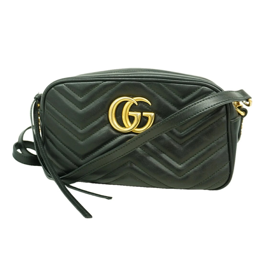 GUCCI GG MARMONT SHOULDER BAG: Gucci GG Marmont Shoulder Bag Brand: Gucci Type/Style: Shoulder bag Material: Leather Color: Black Size: (HxWxD) 14.5cm x 24cm x 7cm / 5.7inch x 9.44inch x 2.75inch Accessories: None Acces